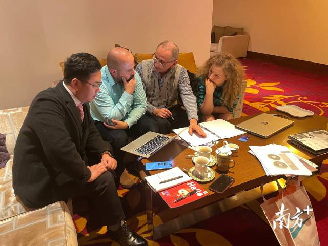 聚陽空氣能出口