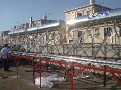 鳳崗太陽能熱水器安裝現(xiàn)場(chǎng)